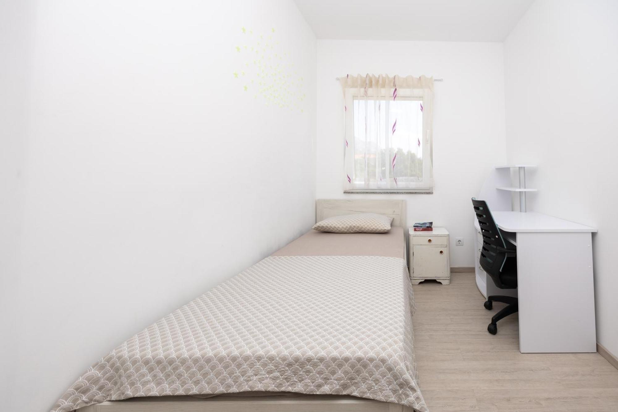 Casa Felice Apartments-Holiday Home Каштела Экстерьер фото