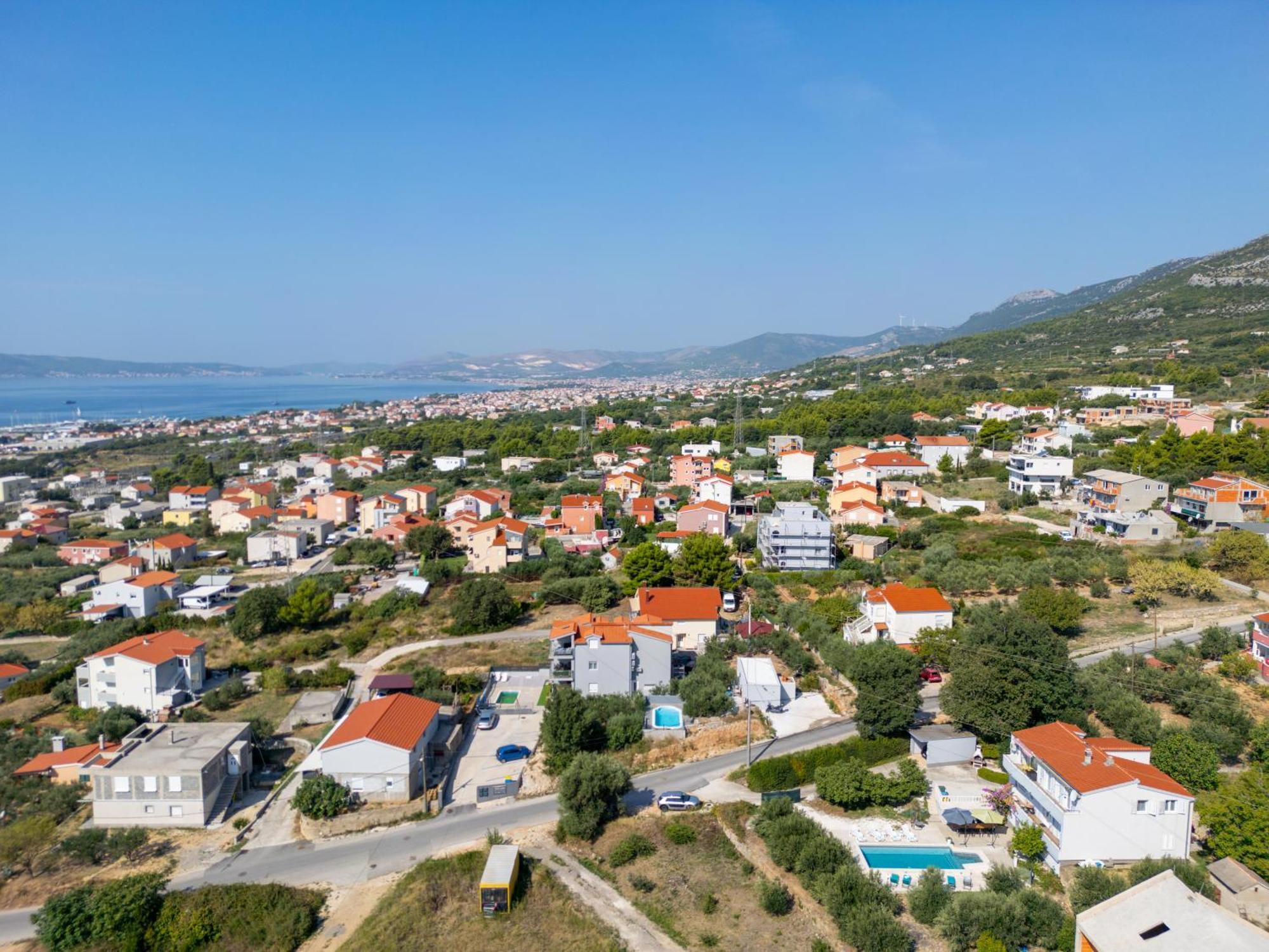 Casa Felice Apartments-Holiday Home Каштела Экстерьер фото