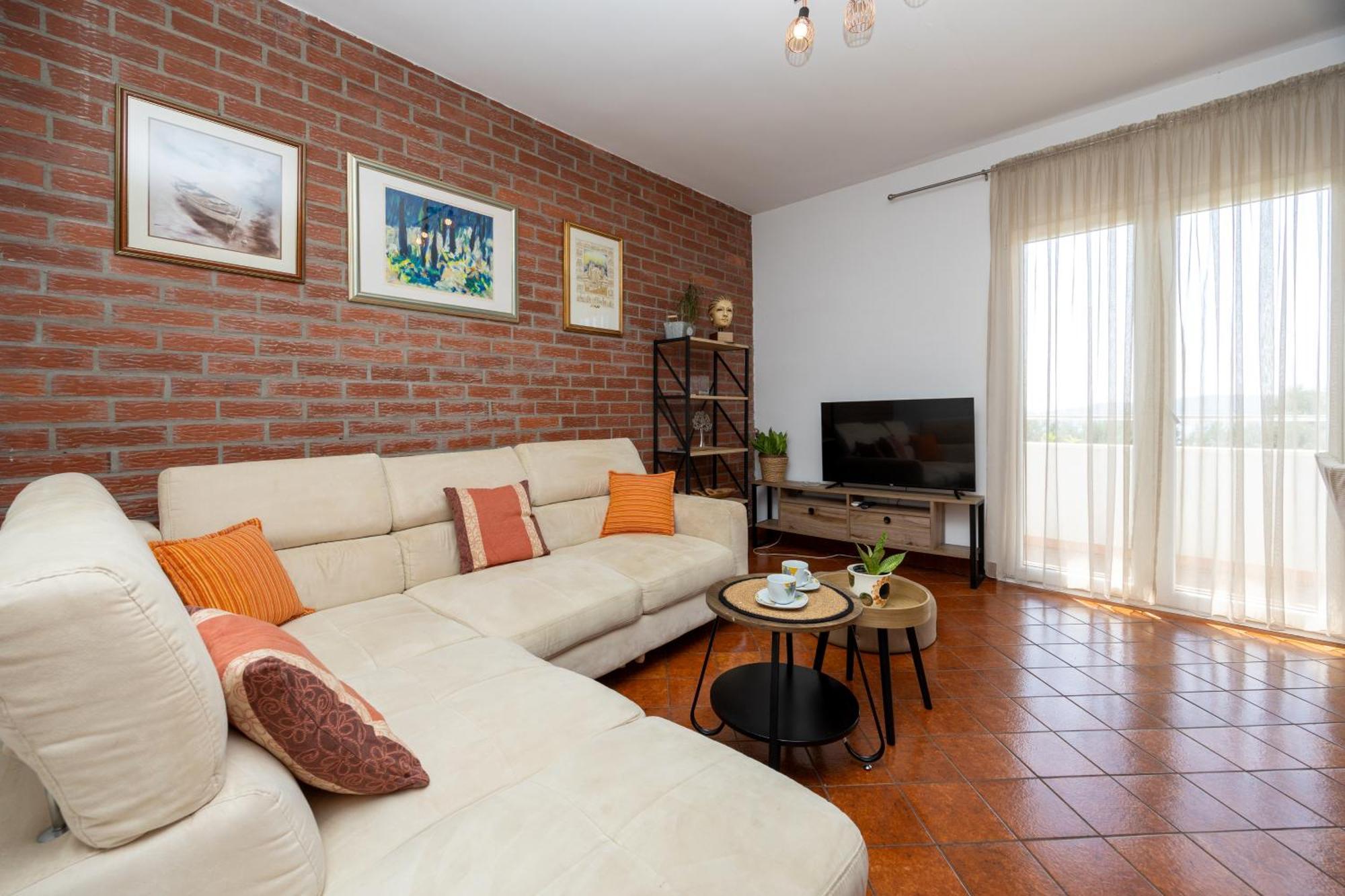 Casa Felice Apartments-Holiday Home Каштела Экстерьер фото